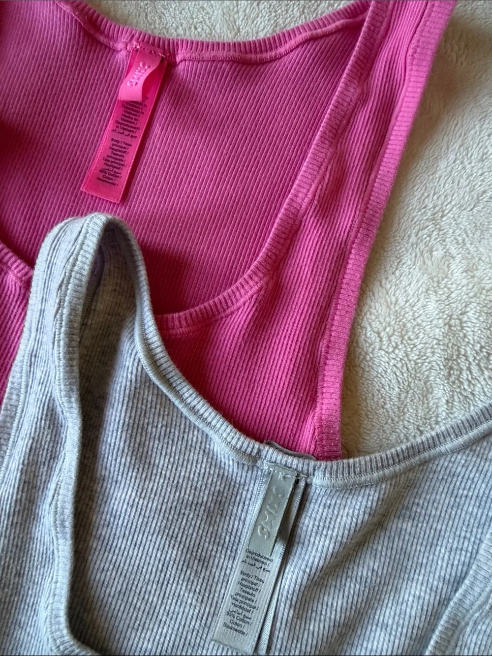 Skims Rib Tank in black, gray, beige, pink & red SET OF 5 - Picture 2 of 6